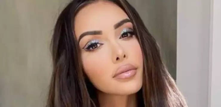 Nabilla et la chirurgie esthétique